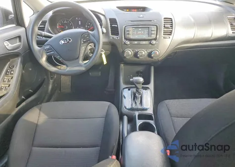 2018 Kia Forte Lx z USA, uszkodzony, nr VIN 3KPFK4A77JE271492
